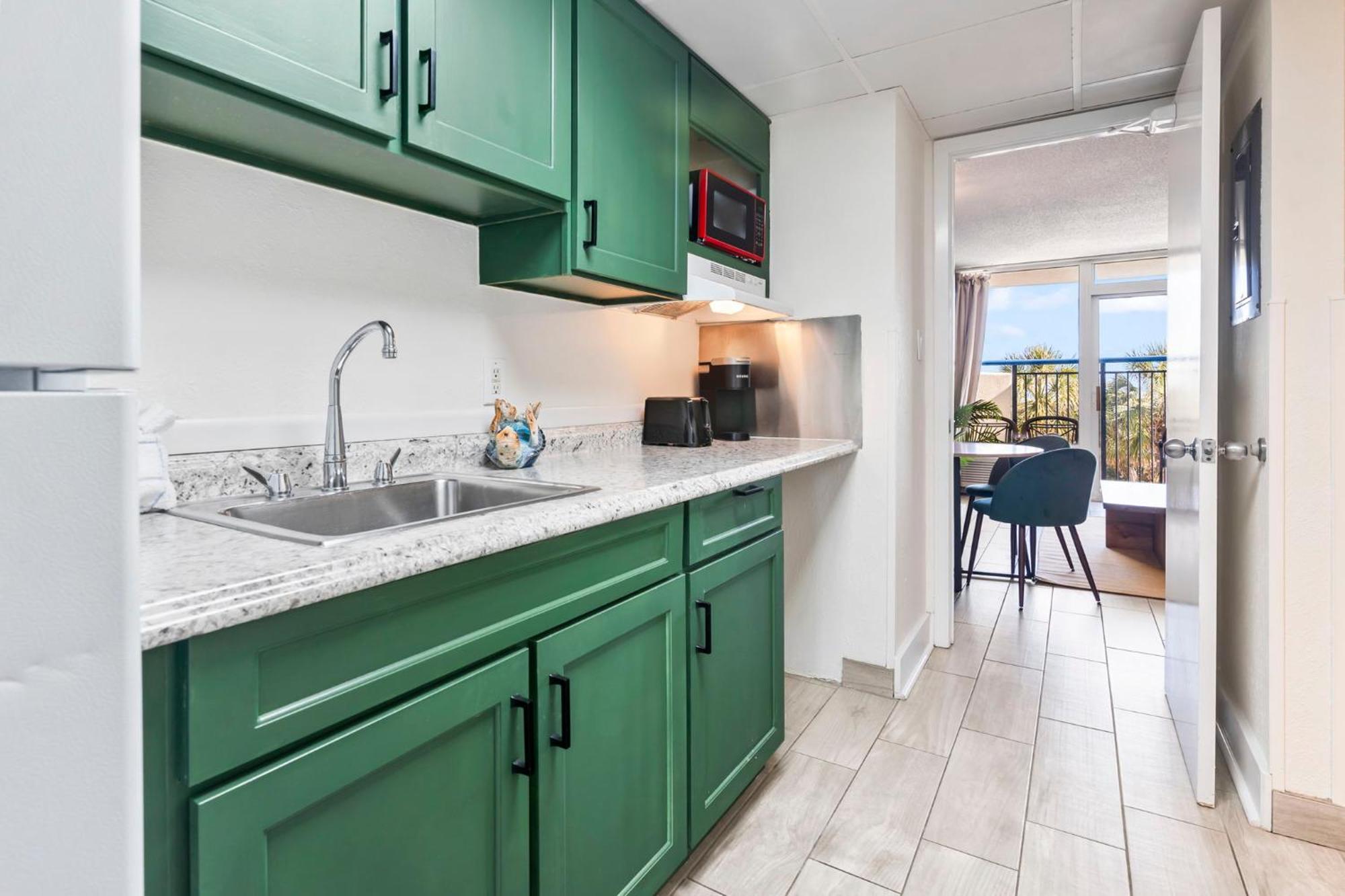 Recently Remodeled Double Queen Condo- Oceanfront Views! Boardwalk 135 Myrtle Beach Kültér fotó